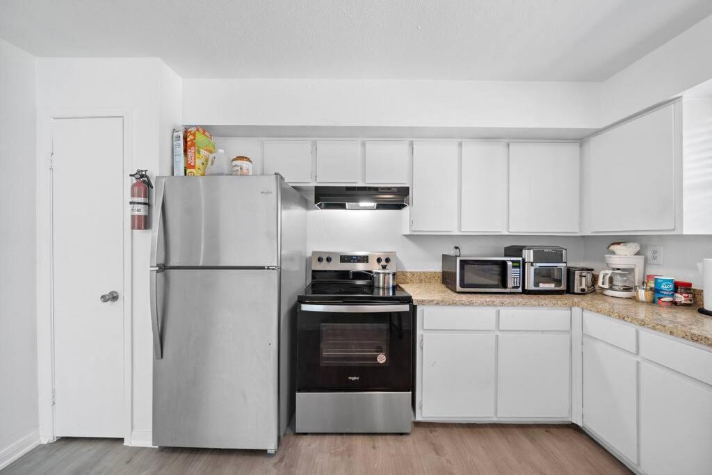 Cozy, Dedicated Workspace, Fast Wi-Fi Apartment Houston Luaran gambar