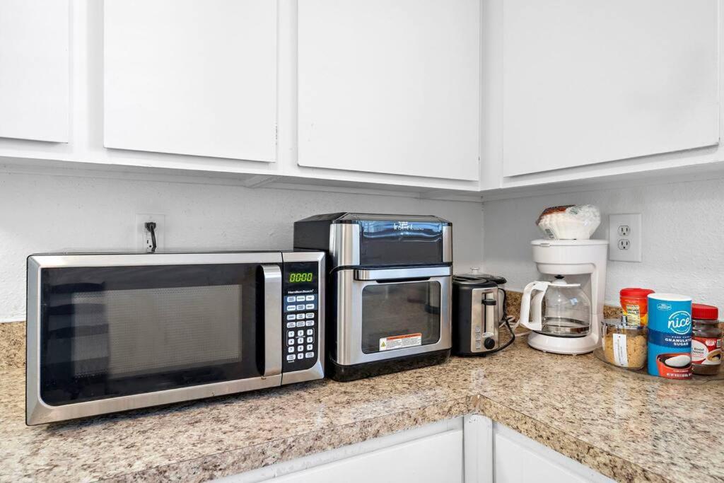 Cozy, Dedicated Workspace, Fast Wi-Fi Apartment Houston Luaran gambar